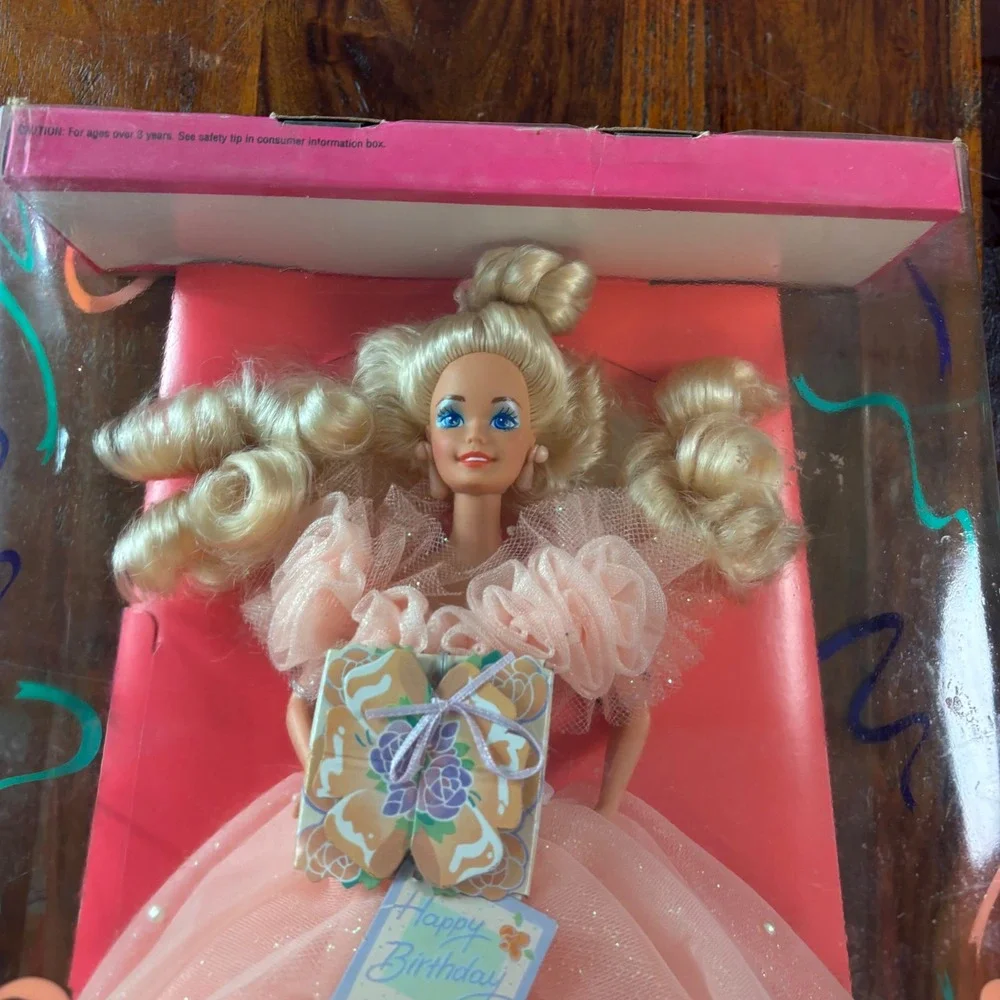 Vintage 1991 Birthday Surprise Barbie Doll Mattel 3679 New in Box Peach Gown